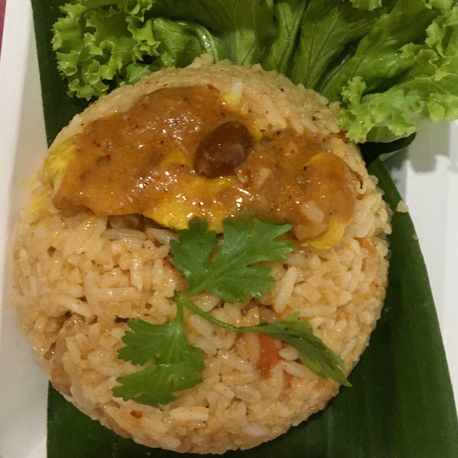KAUW PAD SATÉ